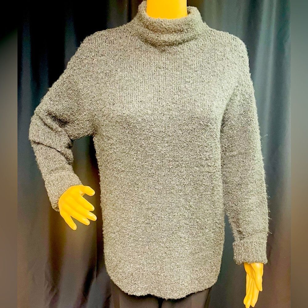 Cozy Gray Turtleneck Sweater
